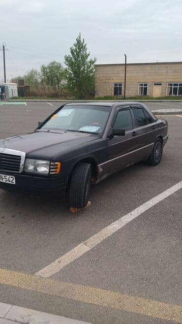 мерс сапог грузовой бишкек цены: Mercedes-Benz 190E avtomobili. Avtomobil yaxşı vəziyyətdədir. Salon — 6