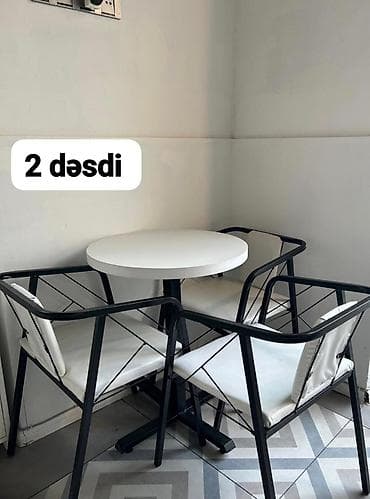 Stol dairəvi- 2 ədəd, Diametri 70 sm, Hündürlük 76 sm, Qiym-65