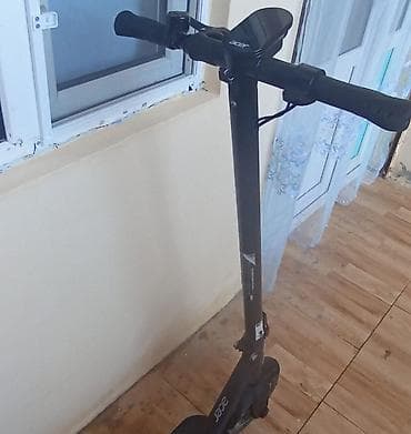 Elektrik nəqliyyatı: Elektrik skuter – Acer ES seriyası - Brend/model: Acer (ES seriyası — 1