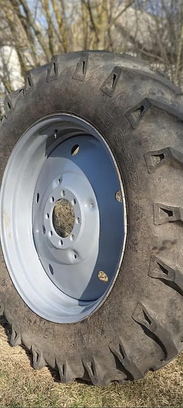 te 25 traktor: 89 zun arxa tekerleridi 80 faiz şpornan cütü 700 manat — 2