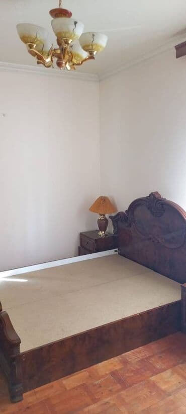 quba qecreş kiraye evler: Bakı, Bakıxanov qəs., 2 otaqlı, Köhnə tikili, 65 kv. m — 3