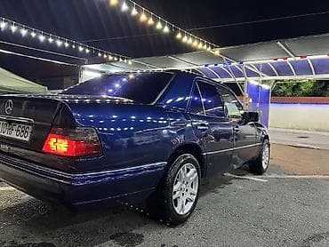 yuk maşınlar: Mercedes-Benz W124: 2.2 l | Sedan — 7