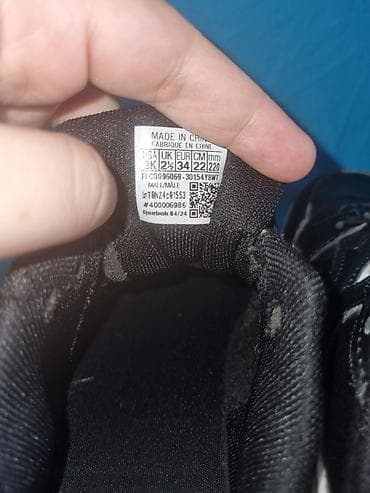 Uşaq ayaqqabıları: Rəng - Qara Krossovkalar, Reebok, Ölçü: 34, Oğlan üçün — 3
