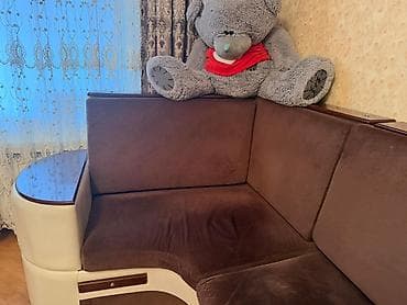 divan alan: Künc divan, Parça — 4