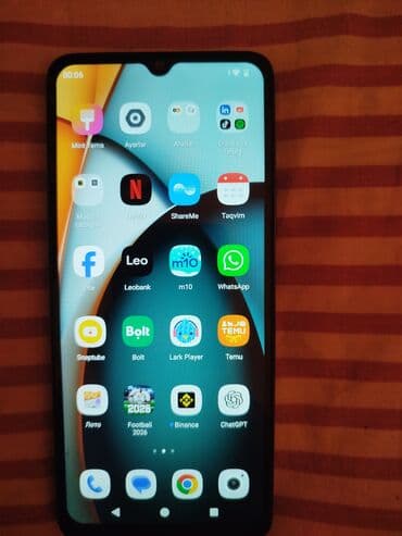 Mətbəx texnikası: Android smartfon Xüsusiyyətlər: - Su damcısı formalı ön kamera qeydi — 1