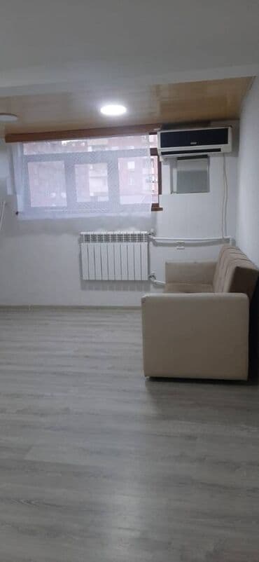 ismayil hidayetzade kucesi 130: İnşaatçılar metrosunun yaxınlığında,10 mertebeli binanın 10-cu — 8