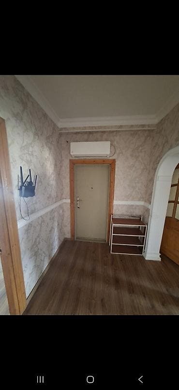 ev satislari: 3 otaqlı mənzil – işıqlı və geniş planlama - Otaqlar: 3 - Mətbəx: düz — 3