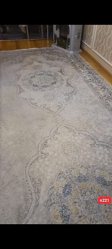 Təmir və tikinti: Xalca 5 ×2.5 olcude teze alinib 140 azn ipekdi
Gulu♥️ — 1