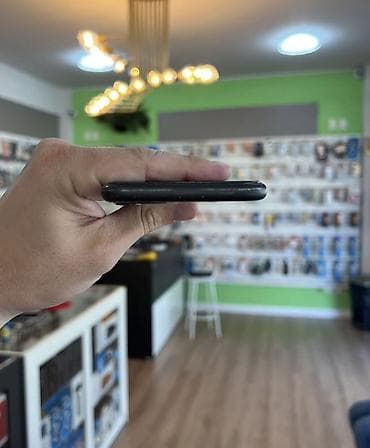 iphone 14 islenmis: IPhone 11, 128 GB, Qara, Face ID — 6