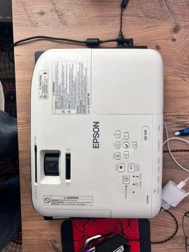 İşlənmiş Proyektor Epson