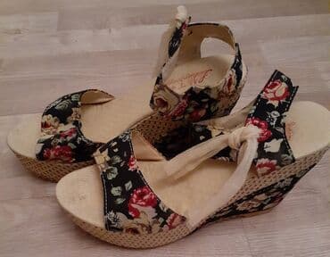 женские пляжные шлепанцы: Размер: 39, Б/у — 2