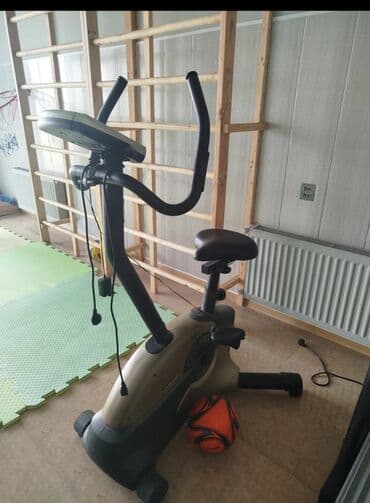 sakit sintezator: Stasionar velotrenajor - Elektriklə işləyən stasionar velosiped tipli — 1