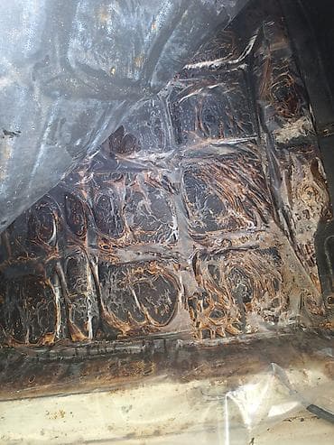 vaz o6: MAŞIN BEZ DETALDI
əlavə məlumatlar ücün zəng edin — 9