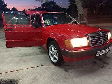 Mercedes-Benz 190: 0.2 l | 1990 il Sedan — 9