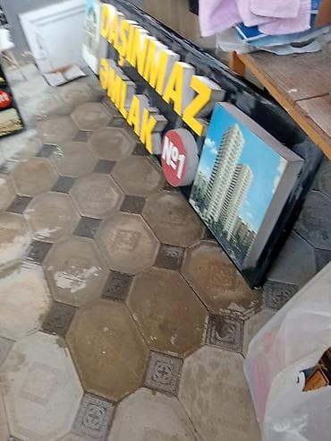 doner reklam: Məhsul: “Daşınmaz Əmlak №1” işıqlandırılan vitrin/tablo reklam — 3