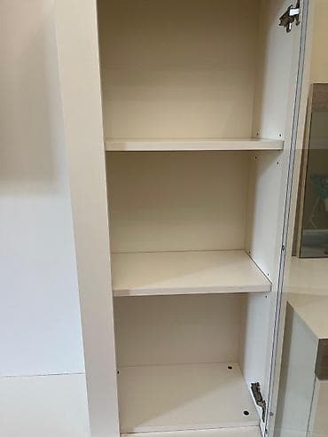 Düz TV altlığı, Polkalı, Laminat — 1