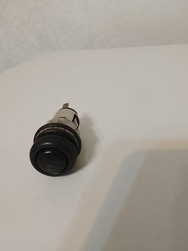 aksesuarlar: Avtomobil siqaret alışdırıcısı (klassik tip, 12V) - Tip: Panelə — 2