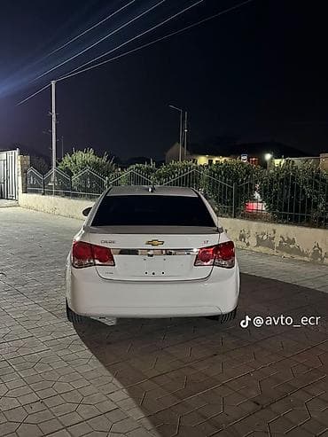 barter maşınla: Chevrolet Cruze: 1.6 l | Sedan — 4