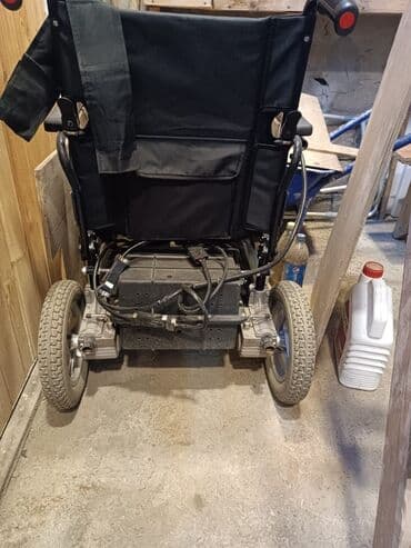 Tibbi lampalar: Elektrikli təkərli kreslo ela veziyede hecbir pirablemi yoxdu tecli — 1