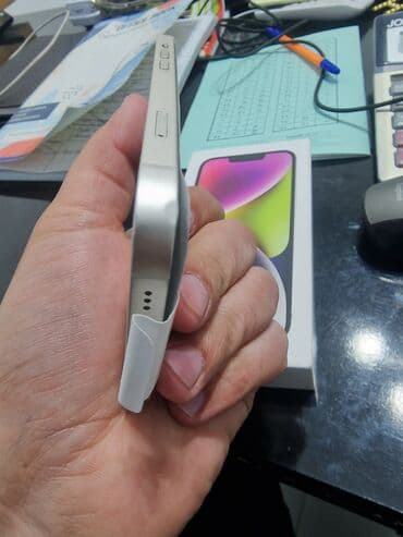 ipona x: IPhone 14, Ağ, Face ID — 5