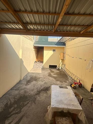 шеки: 5 комнат, 199 м², Нет кредита, Средний ремонт — 1