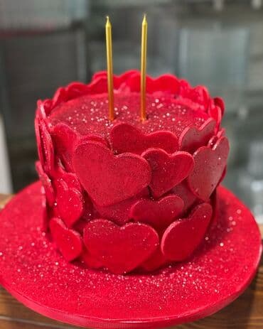 Alfa Romeo: Müxtəlif zövqlərə uyğun fərdi tort dizaynları - Toy, yubiley, ad günü — 5