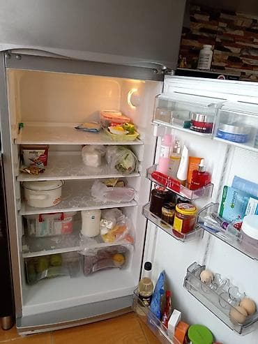 soydcu: Satılır: İki qapılı, üstdən donduruculu soyuducu soyuducu tecili — 2