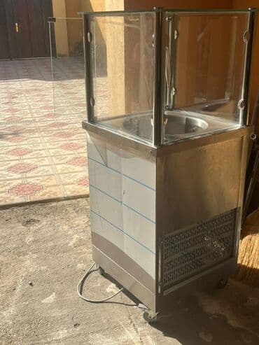 iki kameralı soyuducu: Paslanmayan poladdan hazırlanmış mobil dondurma hazırlama — 1