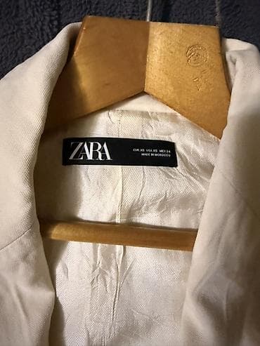 zara dəst: ZARA qadın kostyumu – krem rəngli
Razmer XS
Desd — 2
