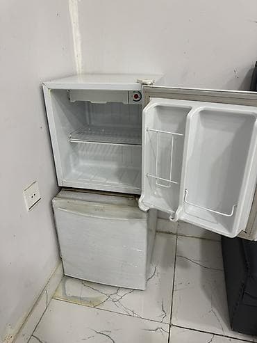 dondurmalar: TCL mini soyuducu - Kompakt ölçü: masanın altına, yataq otağına — 2