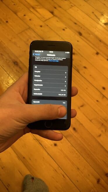 apple iphone 7: IPhone 7, Qara, Barmaq izi — 7