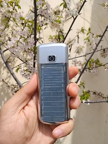 nokia 302: Nokia 8 Sirocco, 4 GB, rəng - Gümüşü, Düyməli — 1