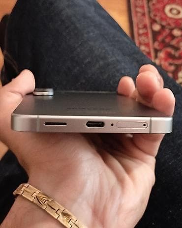 s25: Samsung Galaxy S25 FE, 256 GB, rəng - Boz — 3