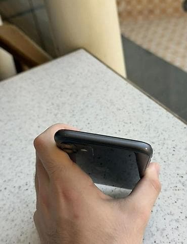 iphone dubai variant: IPhone 11, 64 GB, Qara, Face ID — 5