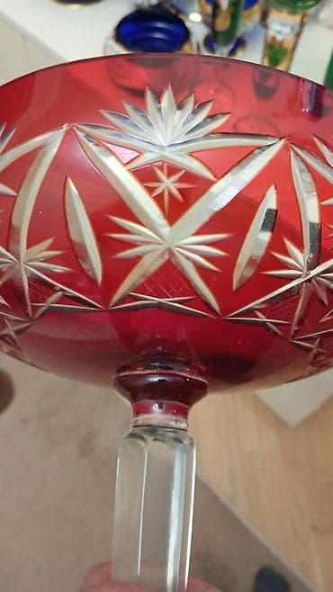 nar sixan aparat: Qırmızı meyvə qabı.Cex xrustal.Bir ədəddiri — 3