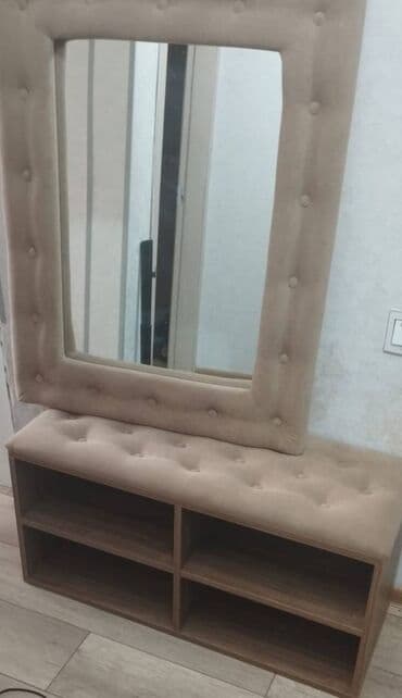 Dəhliz mebeli Güzgü və ayaqqabı qoyan. Yenidi, dəst şəkildə satılır