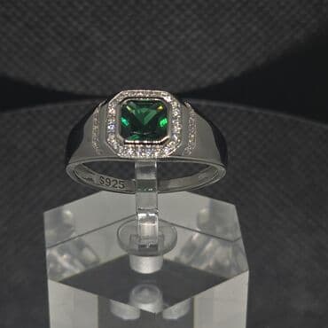 zumrud qaşlı uzuklər: Кольцо, Серебро, Изумруд — 1