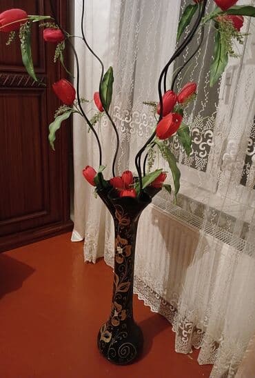 qızıl gül buketi: Güldan satilir icindeki güllerle birge 15 azn unvan sabuncu qesebesi — 3