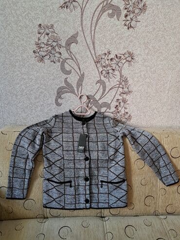 yun jaket: Jaket 48 razmer — 2