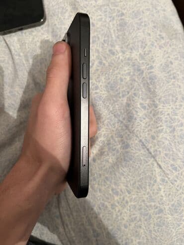 iphone 15 pro 2 ci el: IPhone 15, 256 GB, Black Titanium, Face ID — 4