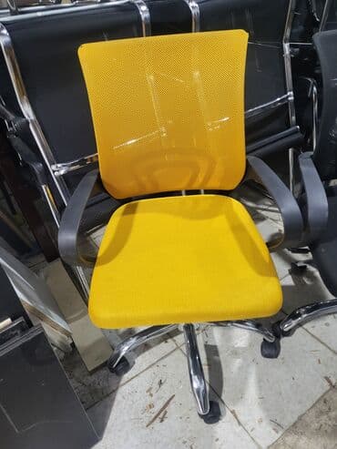 офисные кресла: Ofis kreslilari tekerli,ve tekersiz. ela veziyyetdedirler.hec bir — 4