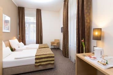 Hotel bir gun 40 azn