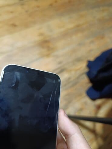 iphone 11 yigilma: IPhone 13, 128 GB, Ağ, Face ID, Simsiz şarj — 5