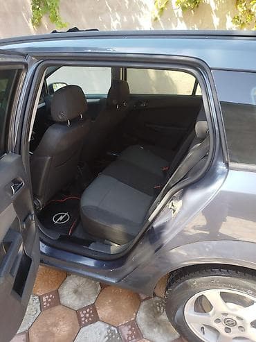 opel astra h sukan: Opel Astra H Caravan (universal kuzov) - Kuzov: 5 qapılı universal — 3