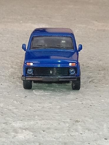 Lada niva modeli 1:32 razmer kolleksiya üçün əla ətraflı məlumat üçün lalafo.az -da Lada niva modeli 1:32 razmer kolleksiya üçün əla ətraflı məlumat üçün