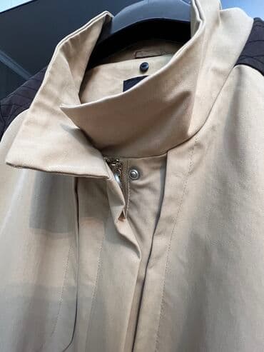 Toy paltarları və aksesuarları: Plaş kurtka. Koton’dan alinib. Razmer 36. Yeni S razmerdir. Çox az — 10