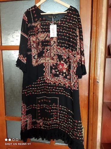Qadın donu – Sara B 54 ölçü - Rəng: qara əsas fon üzərində qırmızı