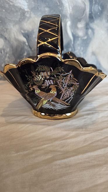yumurta yemi: Güldan + Konfet qabı + Kül qabı dəsti. Türkiyə istehsalı. Qiyməti — 8