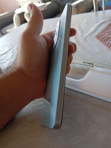 dt ultra 8: Oppo 3 Pro — 4