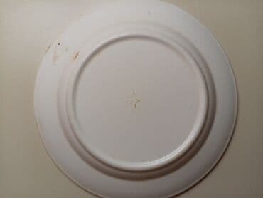 ikinci el ıran peci: Sovet dövrünə aid qədim farfor qablar dəsti. Tərkibi: - 2 ədəd desert — 10